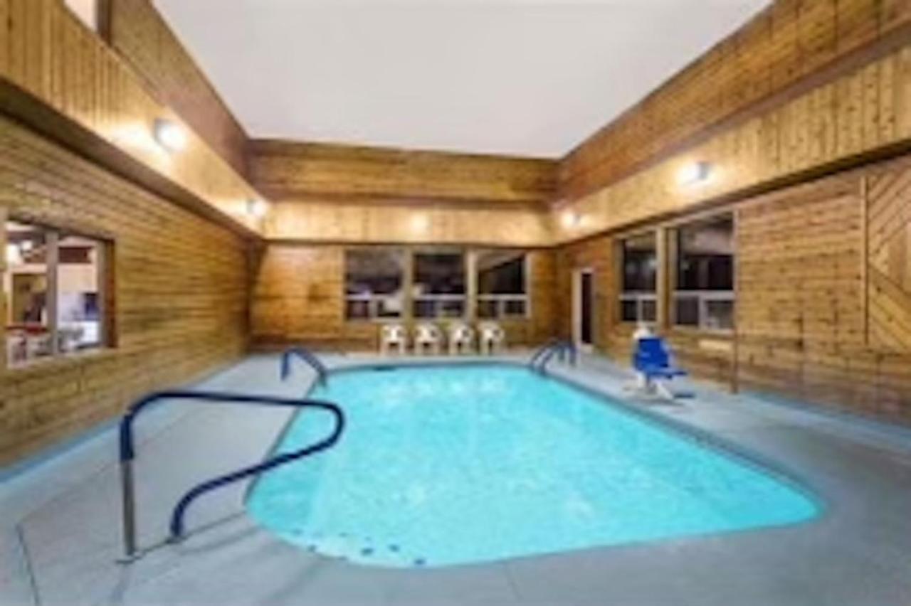 Pinetop Studio Suites Kültér fotó