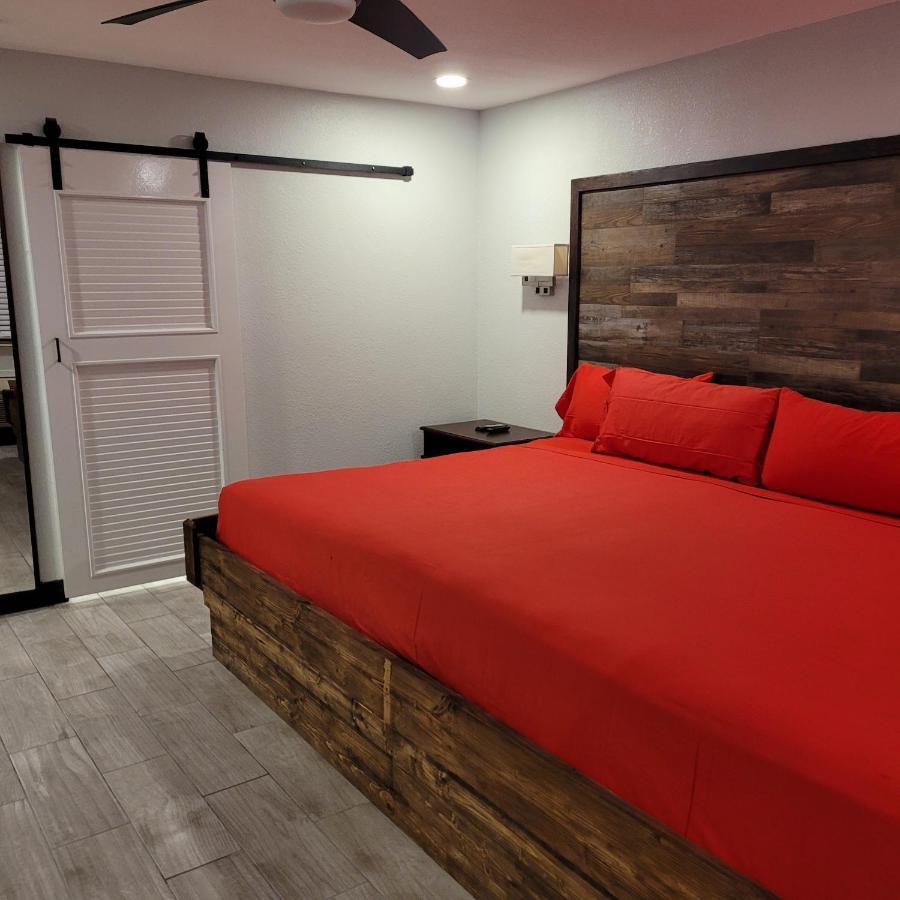 Pinetop Studio Suites Kültér fotó